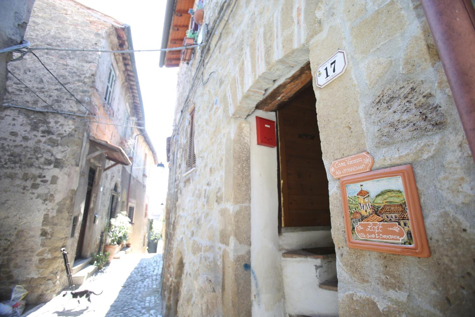 Albergo Diffuso E Scuderie Vgb Sacrofano Esterno foto